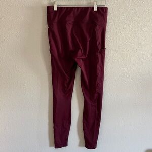 Women’s Fabletics leggings